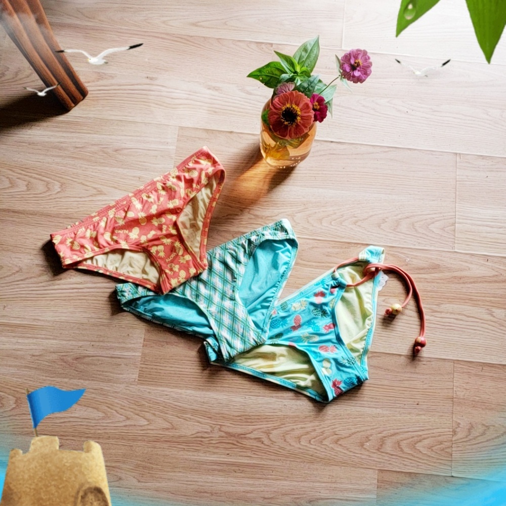 🌴Coco Rave Set of 3 Tropical Bikini Bottoms🌴